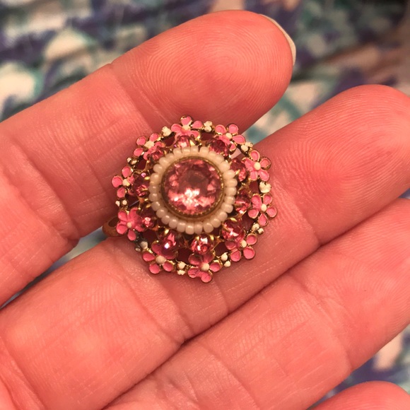 Intricate Antique Earrings Czech, pink perfect - Picture 5 of 5